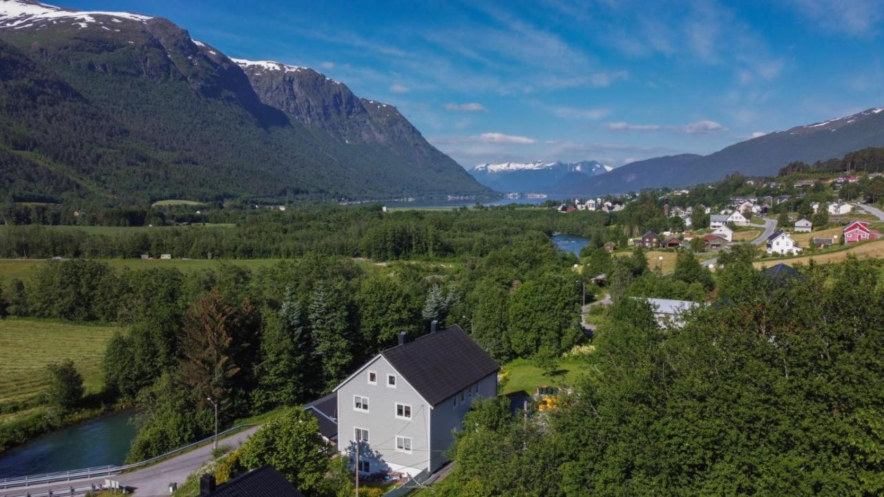 Apartment Dreamvalley Isfjorden ภายนอก รูปภาพ