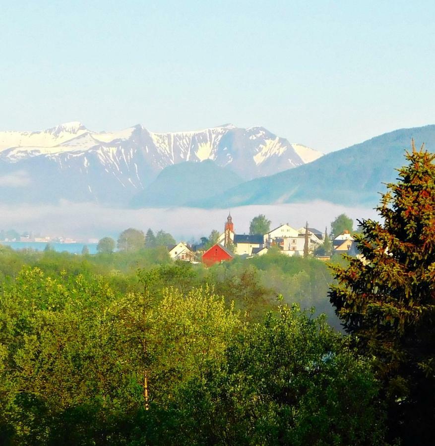 Apartment Dreamvalley Isfjorden ภายนอก รูปภาพ